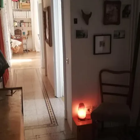 Niyang منزل للإقامة ميلان